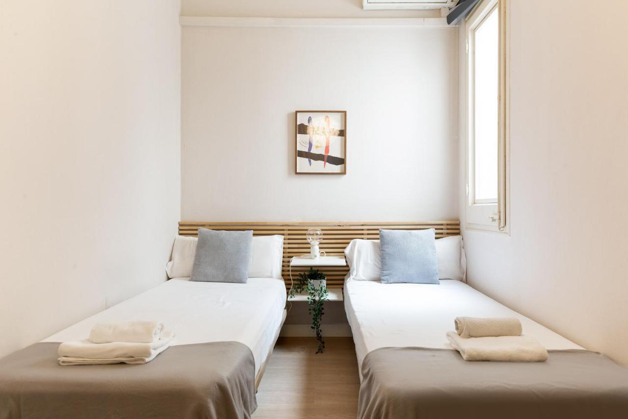 Sagrada Familia III By Enjoy Apartments บาร์เซโลนา ภายนอก รูปภาพ