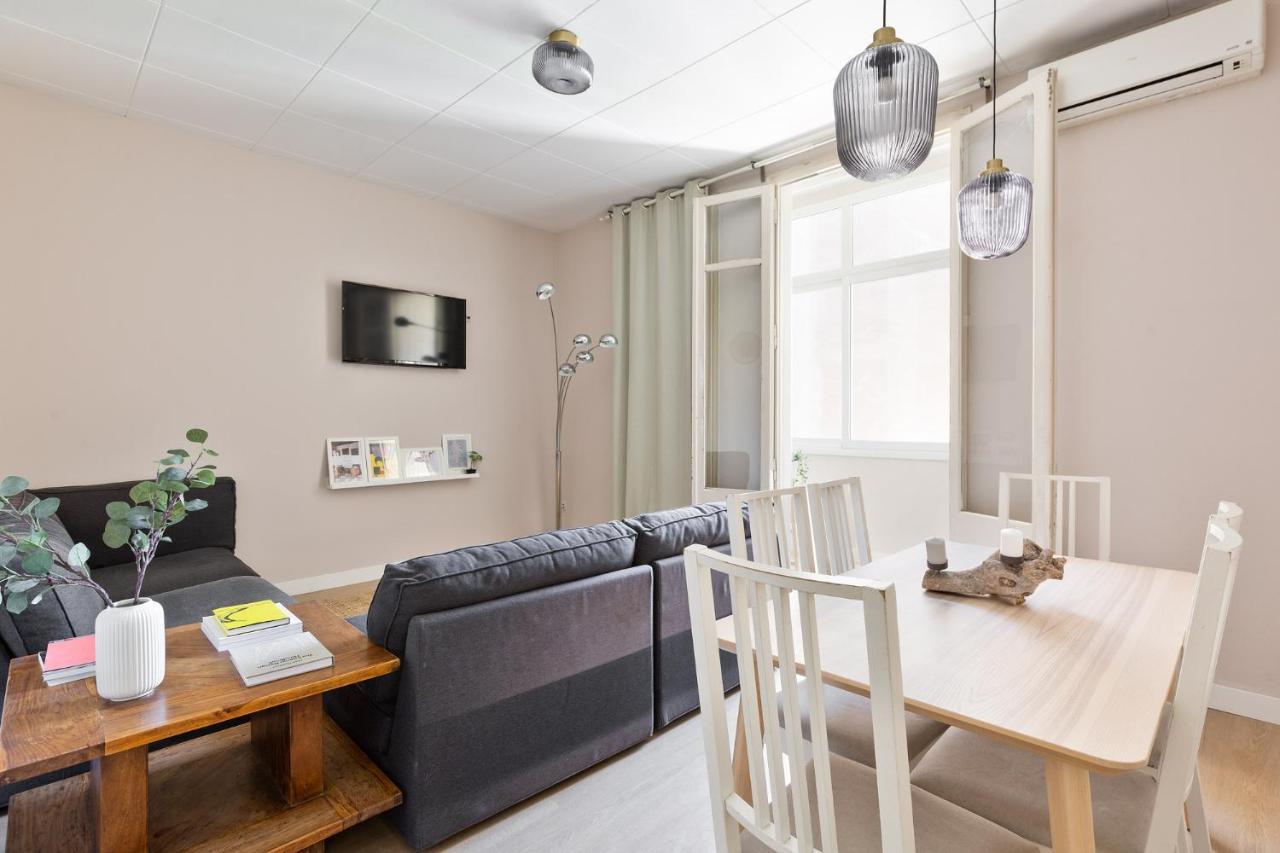 Sagrada Familia III By Enjoy Apartments บาร์เซโลนา ภายนอก รูปภาพ